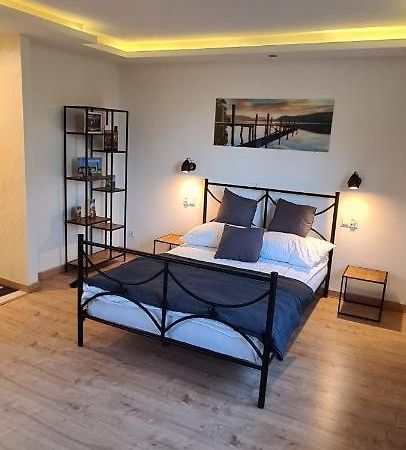 Apartament Pod Stokiem Перемишль Екстер'єр фото