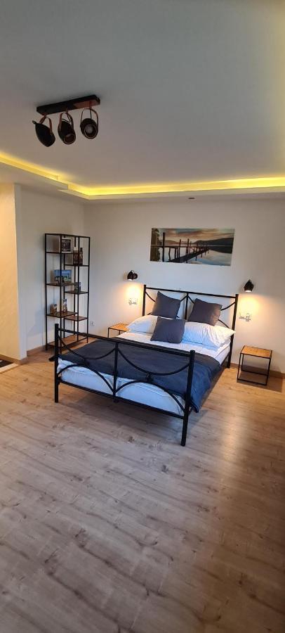 Apartament Pod Stokiem Перемишль Екстер'єр фото